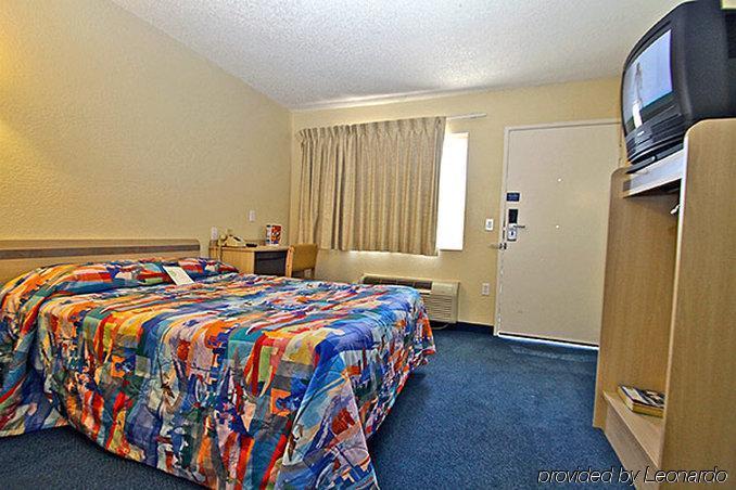 Motel 6-Bakersfield, Ca - Convention Center エクステリア 写真